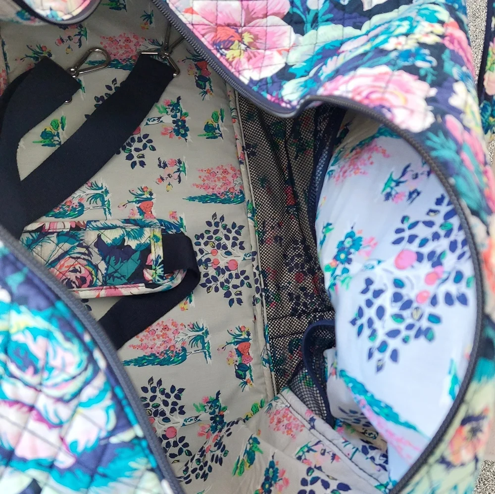 Large Duffel Travel Bag Garden Grove NWOT - Picture 2 of 5